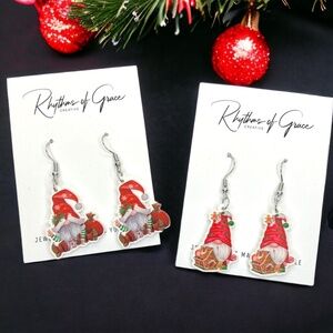 Christmas Gnome Dangle Earrings – Whimsical Holiday Dangle Jewelry